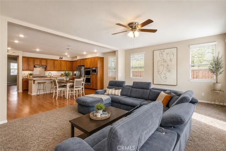 Property Photo:  25050 Cliffrose  CA 92883 