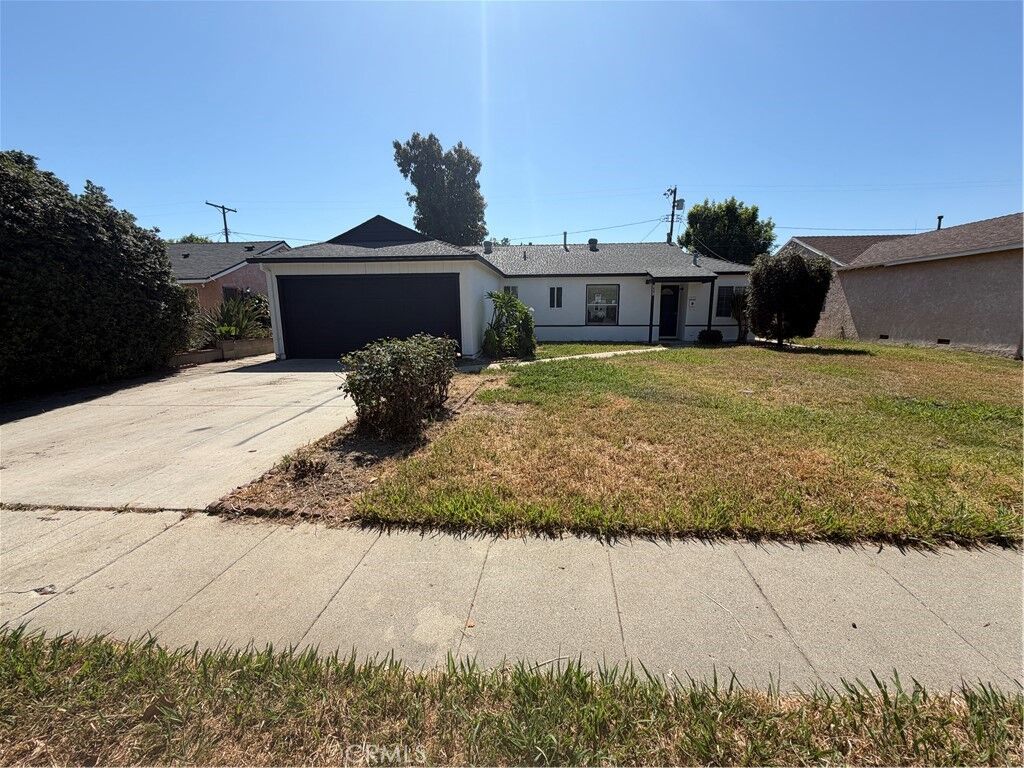 Property Photo:  7931 Newcastle Avenue  CA 91335 