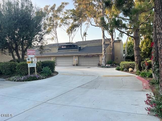 Property Photo:  221 Rosewood Street  CA 93001 