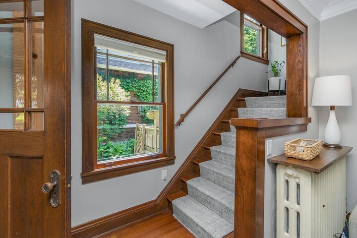 Property Photo:  2028 Princeton Avenue  MN 55105 