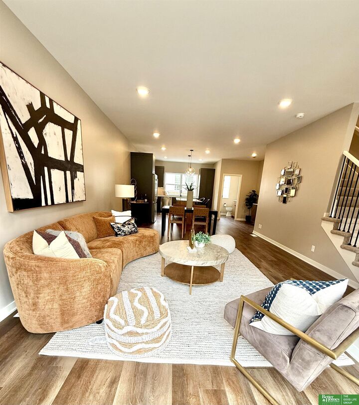 Property Photo: 1006 S 33rd Street NE 68105