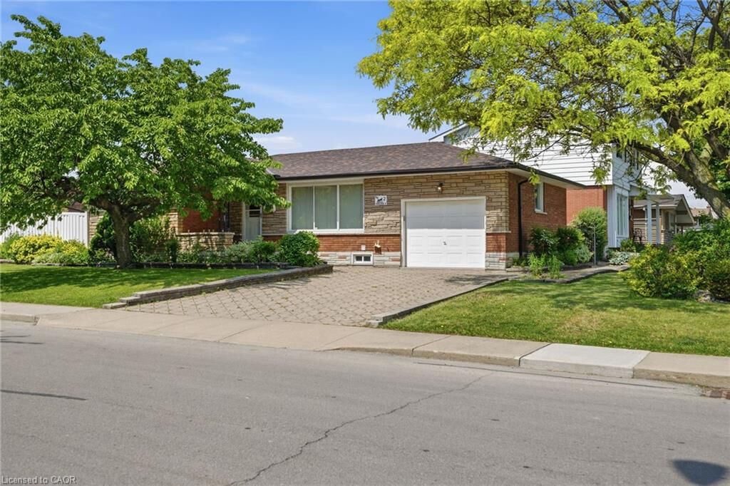 Property Photo: 2 Deerborn Drive ON L8V 3K7