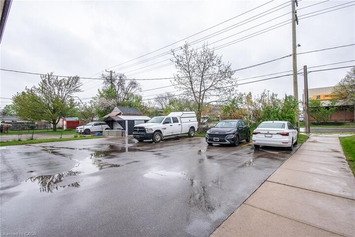 Property Photo: 39 Secord Avenue ON N2B 2C3