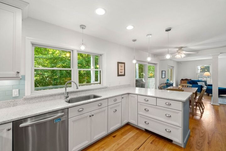 Property Photo:  4 Deer Haven Rd  MA 01915 