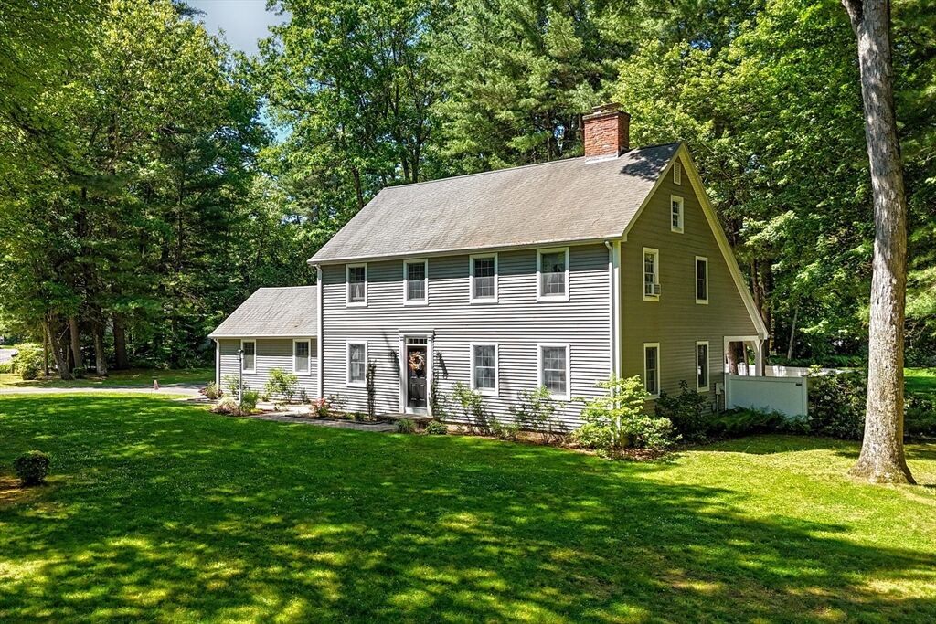 Property Photo:  12 Blueberry Bend  MA 01075 