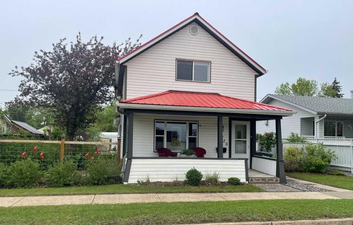 4920 51 Avenue — photo 1