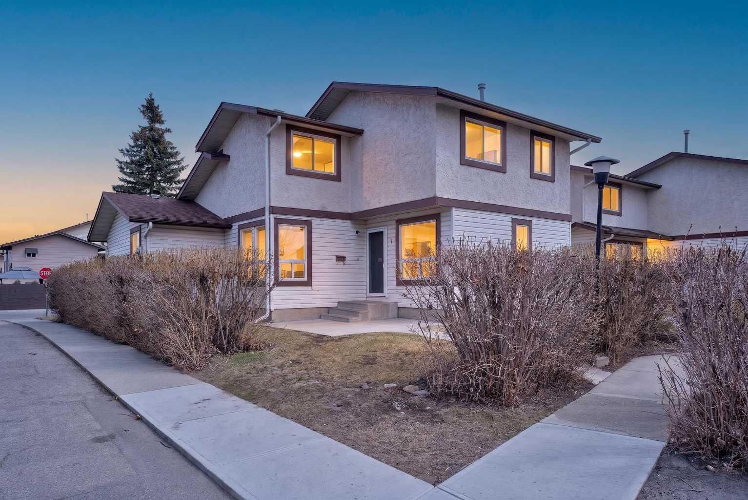 Property Photo:  75 Templemont Way NE 7  AB T1Y 5K8 