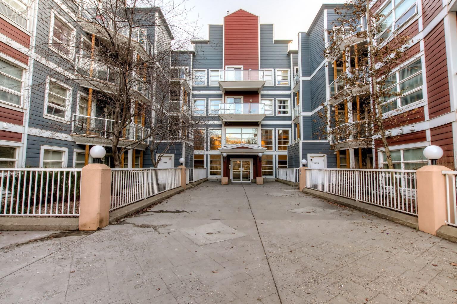 Property Photo:  333 Riverfront Avenue SE 115  AB T2G 5R1 