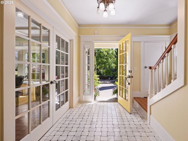 Property Photo:  2517 NE Hamblet St  OR 97212 