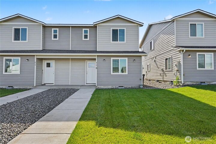 Property Photo:  475 N Fifth Avenue  WA 99326 