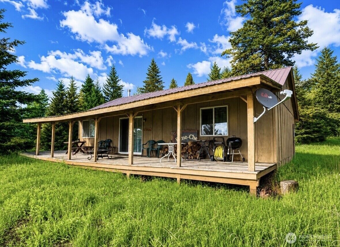 Property Photo: 5 Brugh Road WA 98844