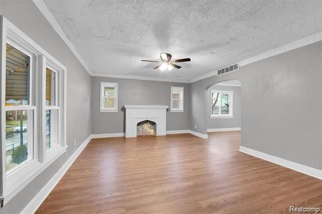 Property Photo:  13924 Roselawn Street  MI 48238 