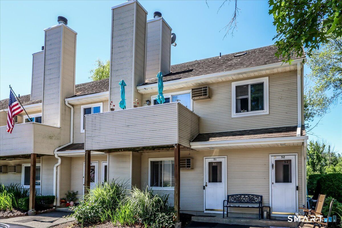 Property Photo:  136 Pembroke Road 6-52  CT 06811 