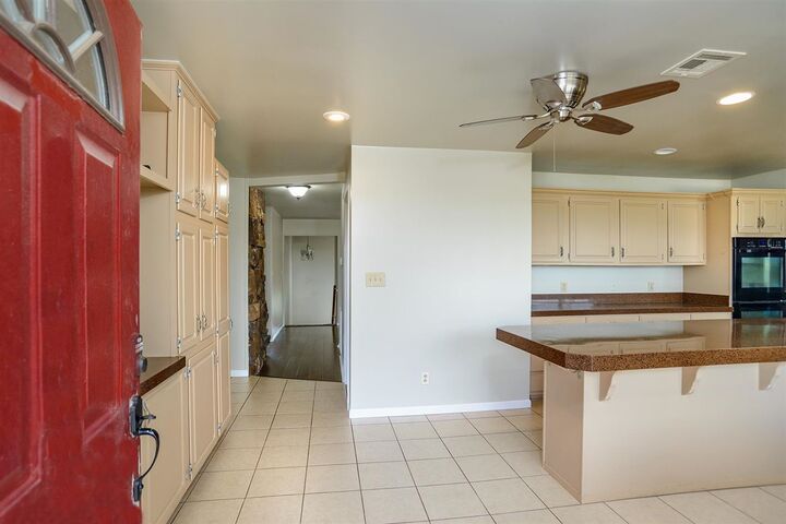 Property Photo: 350751 E 5500 Road OK 74045