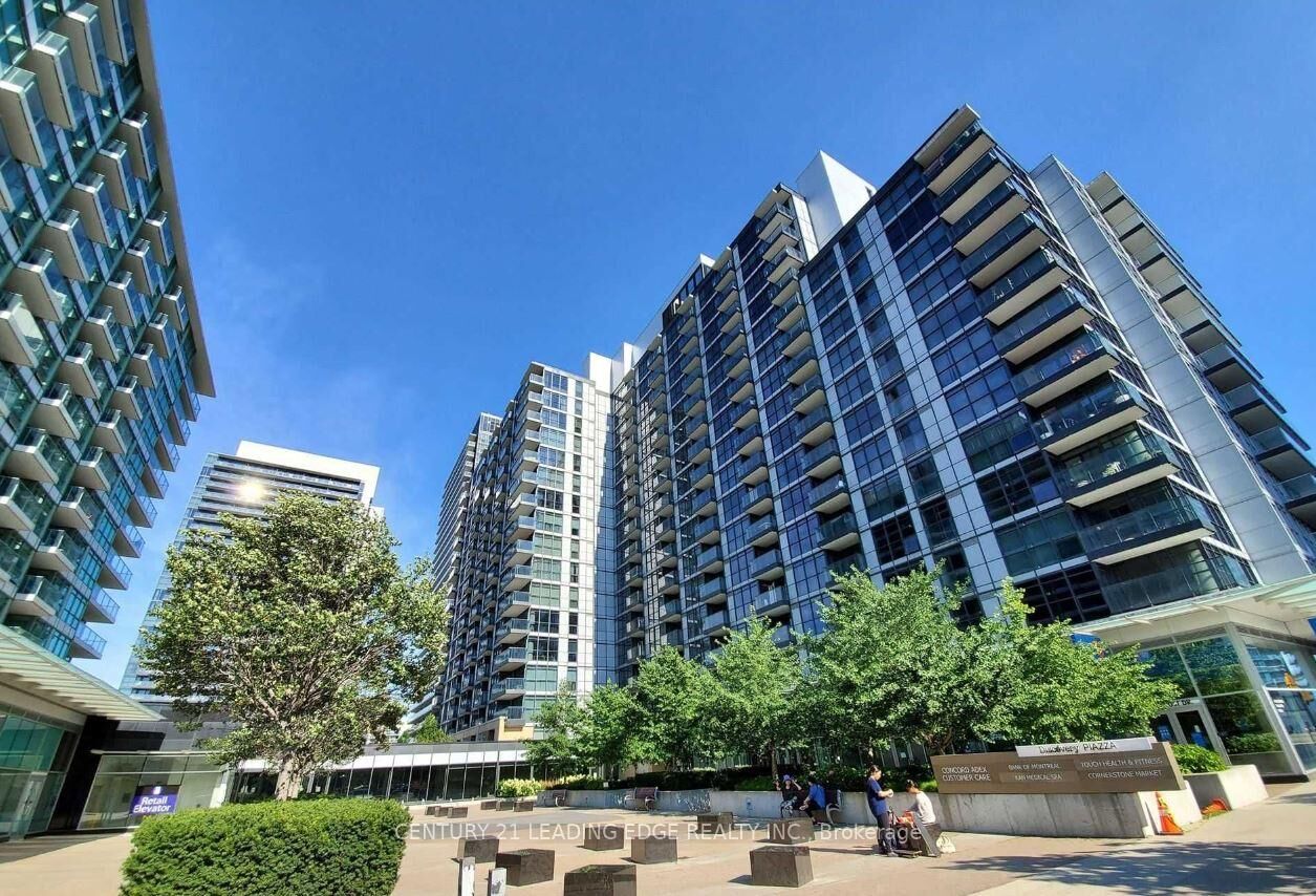 Property Photo:  19 Singer Court 625  ON M2K 0B2 