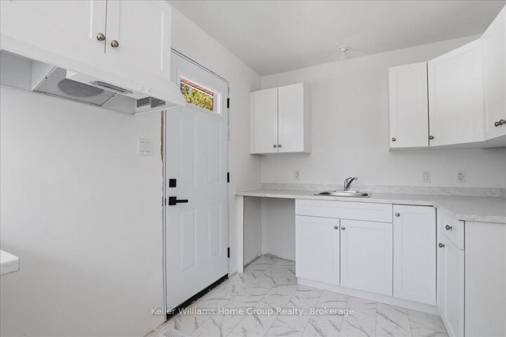 Property Photo: 1884 Avalon Street ON N5W 3G8