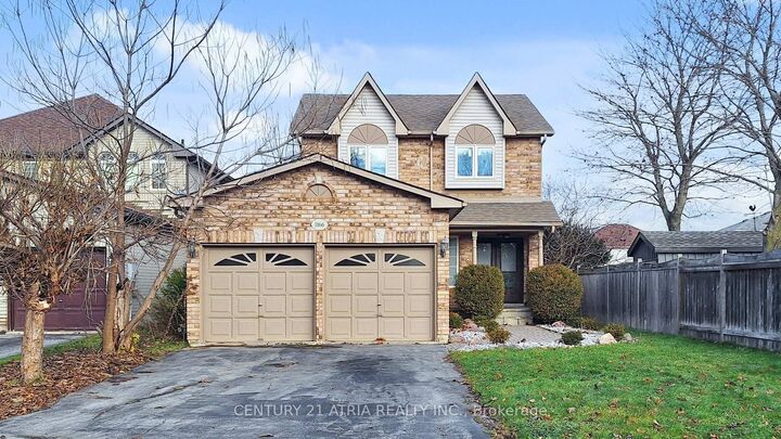 1166 Oriole Crescent — photo 1