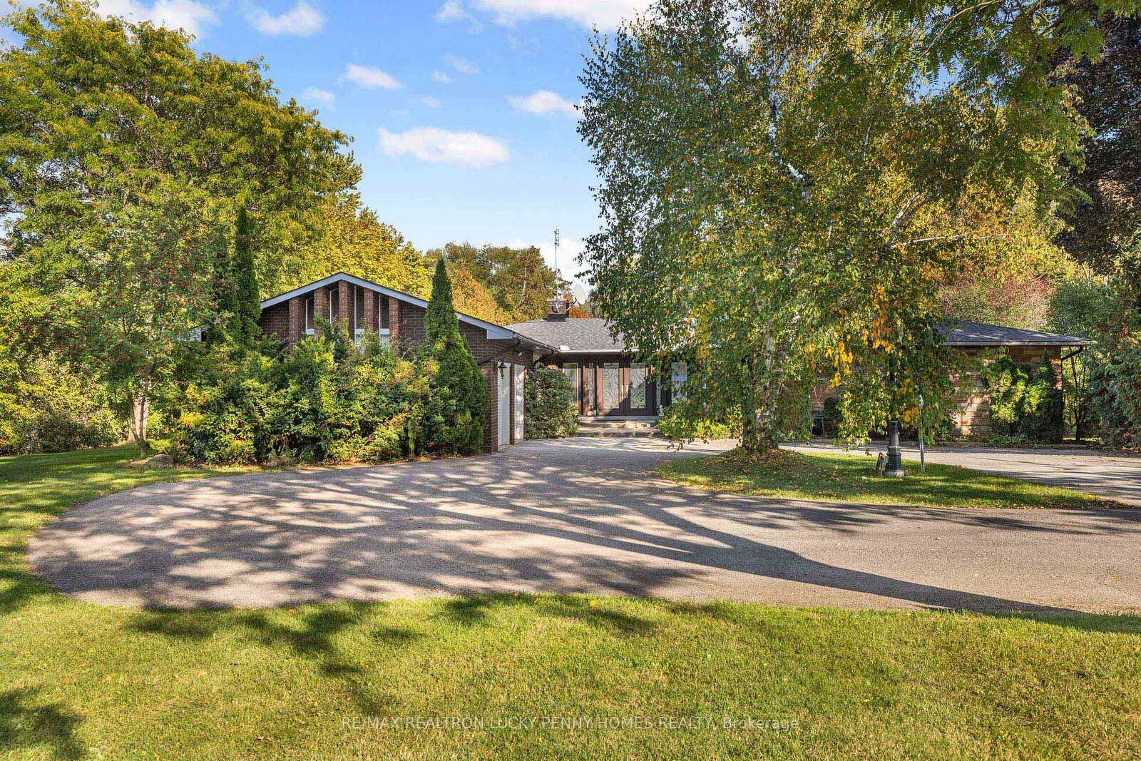 Property Photo: 9799 Warden Avenue ON L6C 1M6