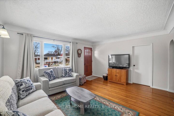 Property Photo: 12 Vera Street ON L2S 1C4
