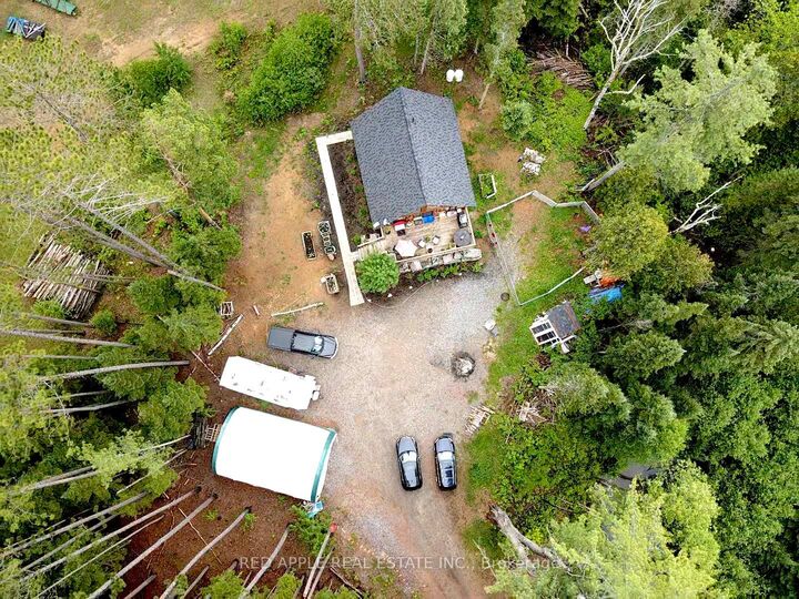 1392 Carroll Road — photo 1