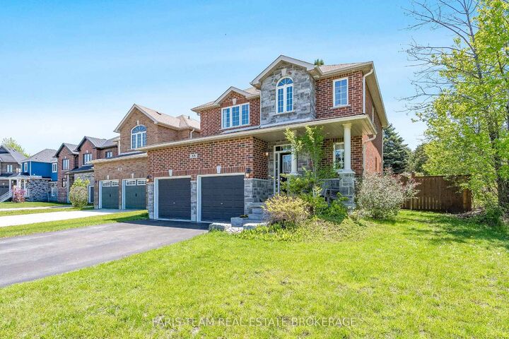 Property Photo: 33 Auburn Court ON L4N 6G9