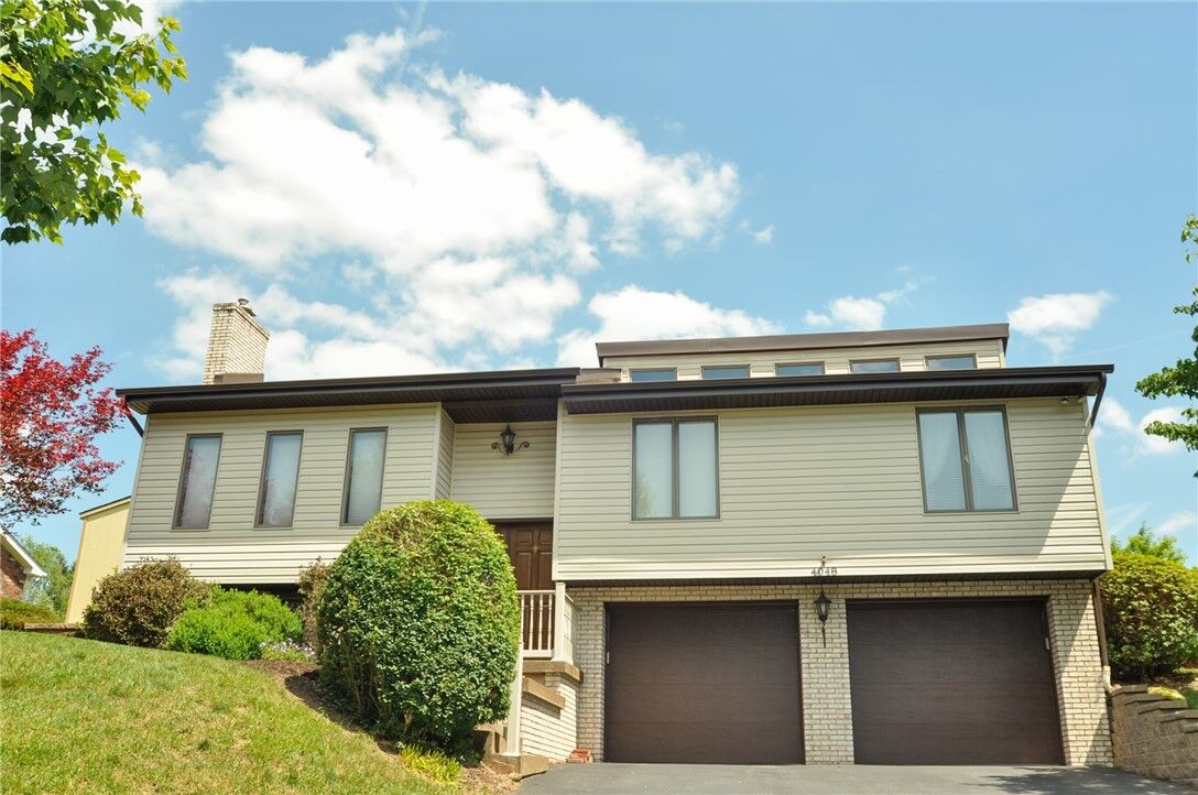 Property Photo: 4048 Briarwood Dr. PA 15601