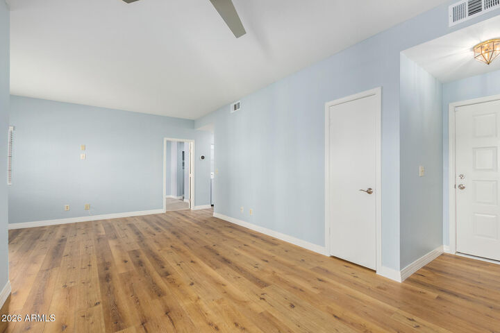 Property Photo: 930 N Mesa Drive 1024 AZ 85201