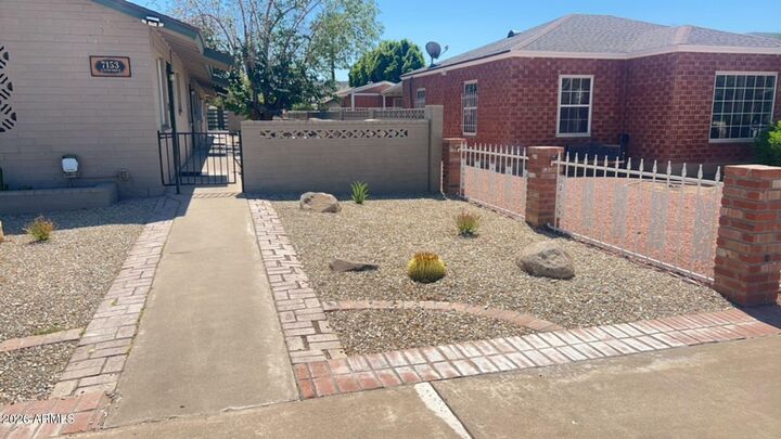 Property Photo: 7153 N 57th Drive Apt 3 AZ 85301
