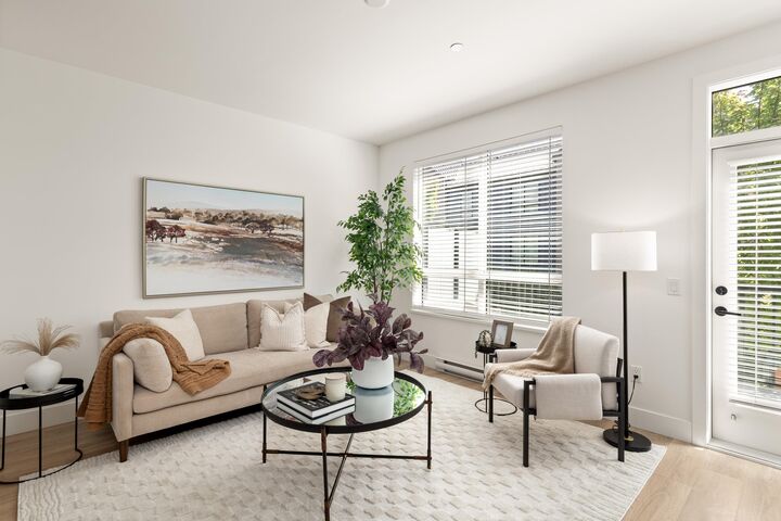 38001 Helm Way — photo 1