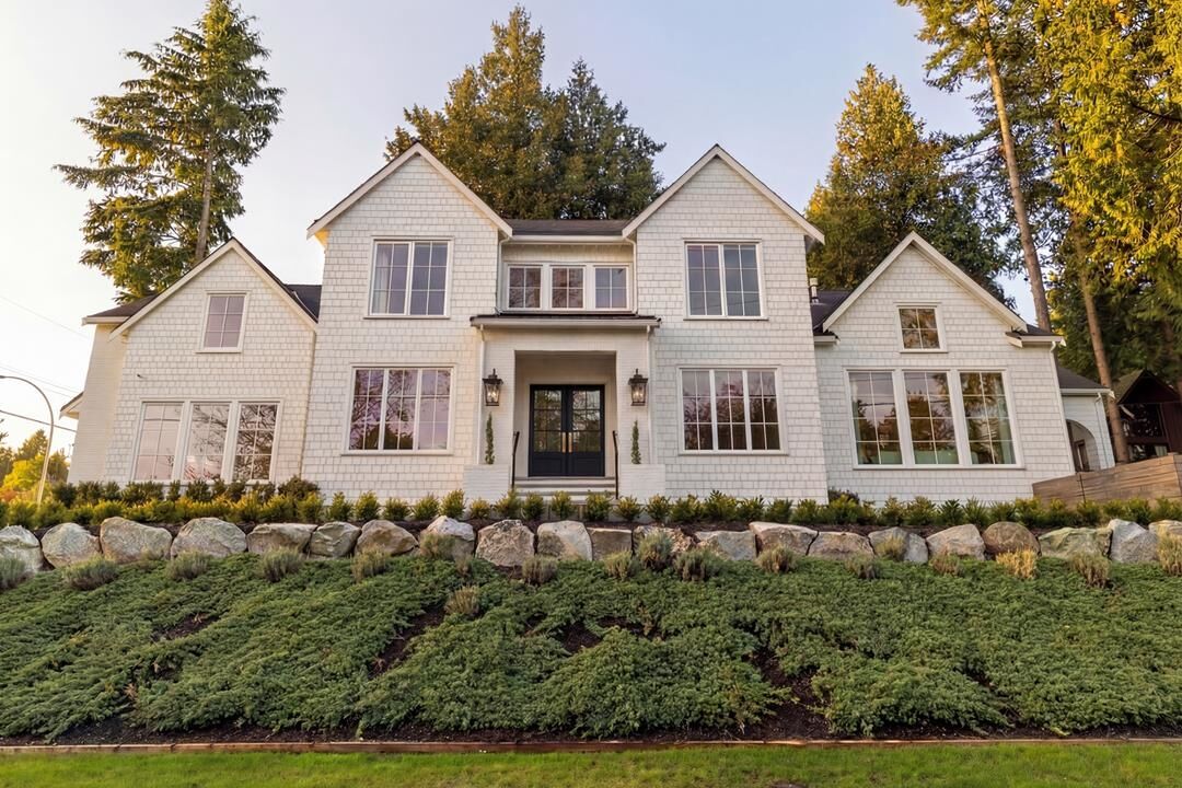 Property Photo: 1688 127 Street BC V4A 3S1