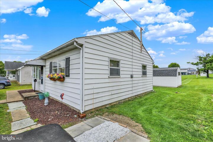 Property Photo: 710 Chestnut Street PA 19555
