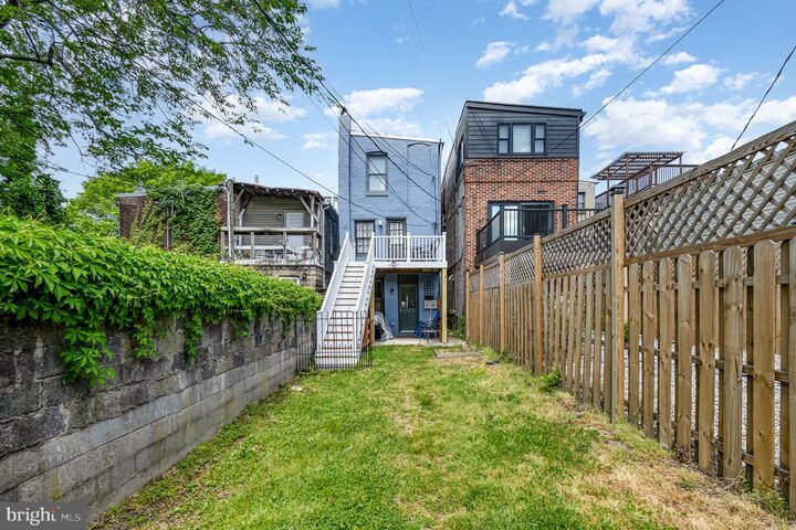 Property Photo: 677 Washington Boulevard B MD 21230