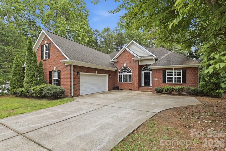 Property Photo: 3652 Burton Street NC 28673