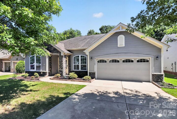 Property Photo: 1284 Kings Grove Drive SC 29745