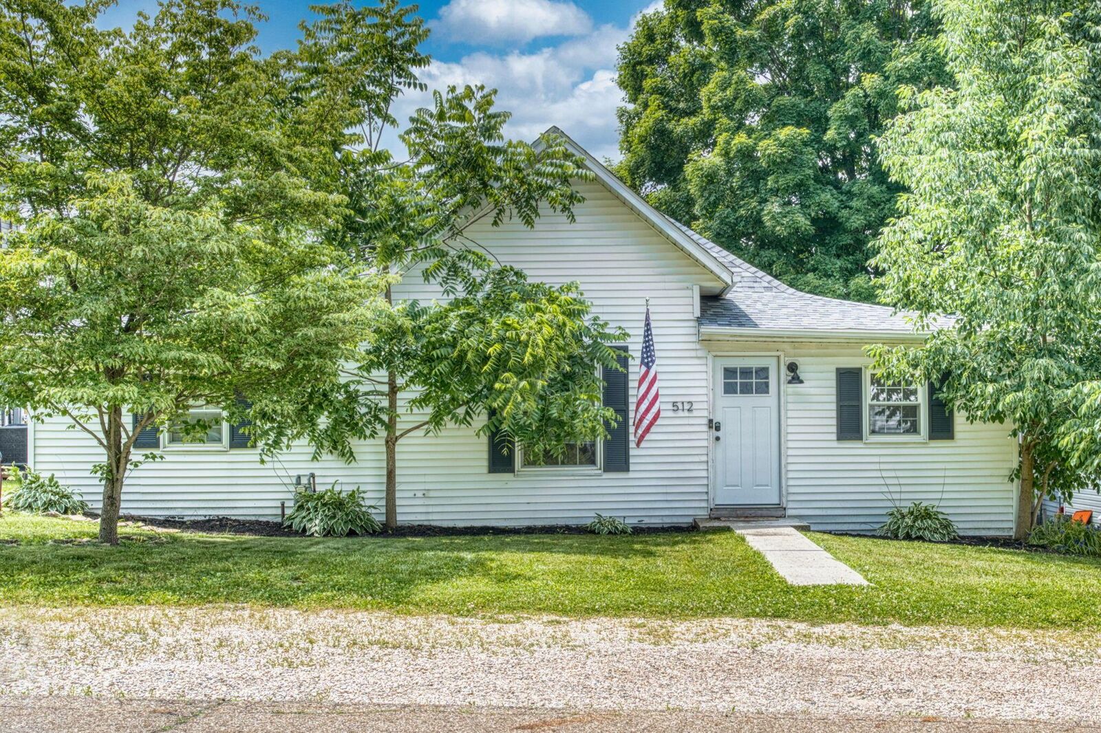 Property Photo:  512 Mill Street  OH 43080 