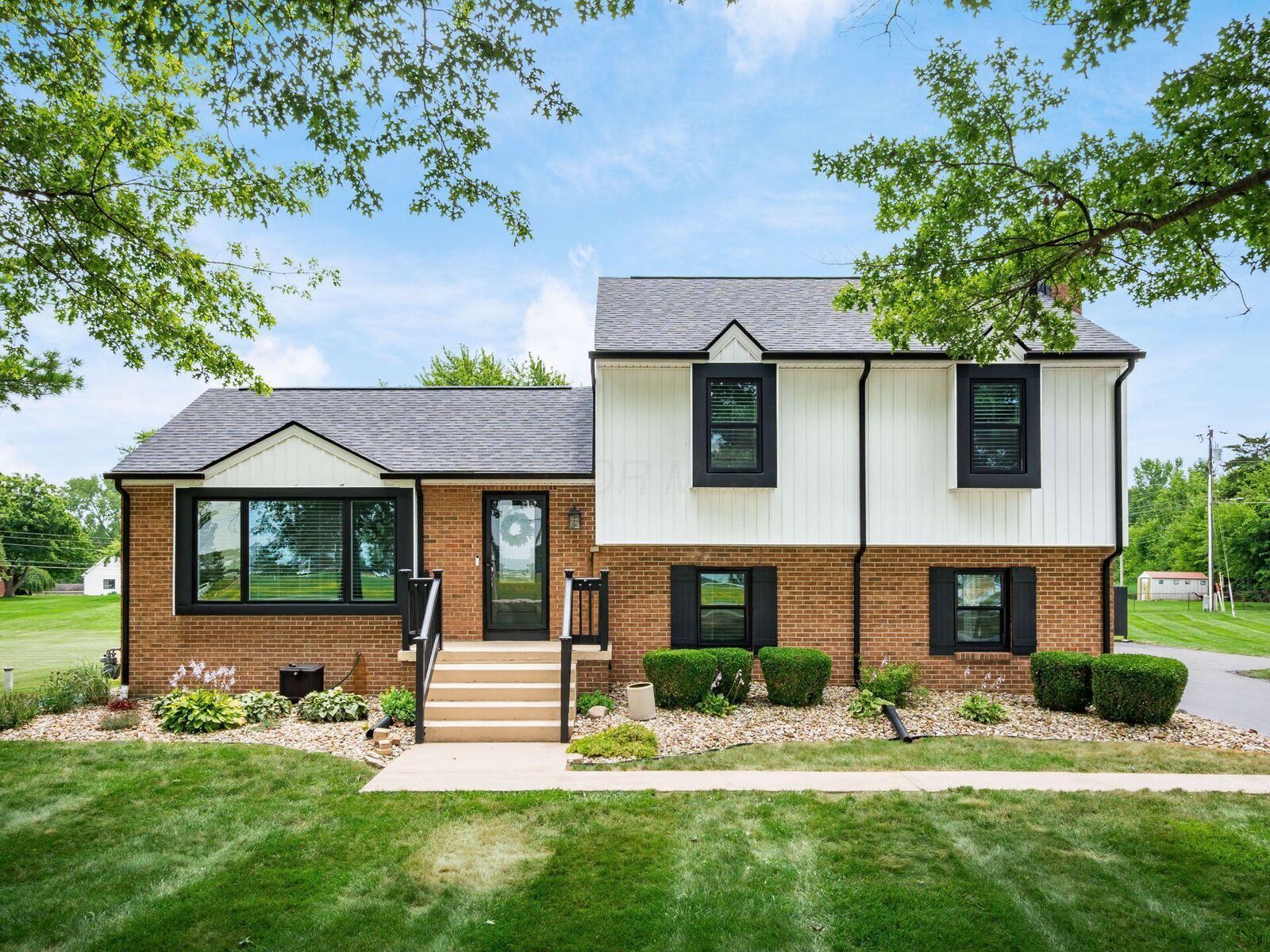 Property Photo: 16707 County Home Road OH 43040