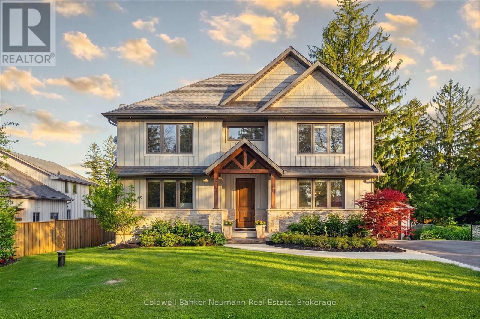 Property Photo: 839 Watson Street South ON N0B 1C0