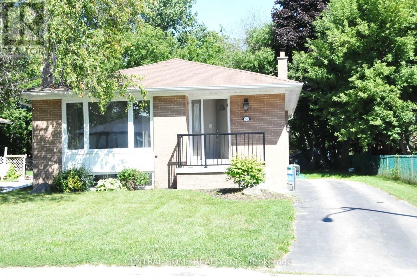 Property Photo:  66 Collins Crescent  ON L4G 2W2 