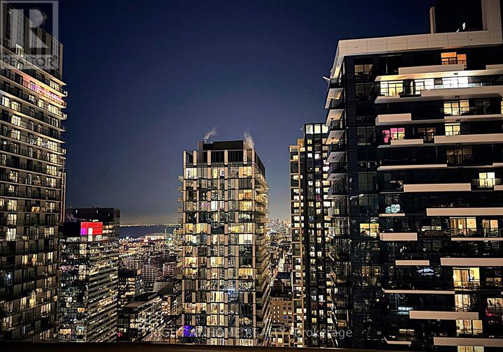 Property Photo: 290 Adelaide Street West 3603 ON M5V 1P6