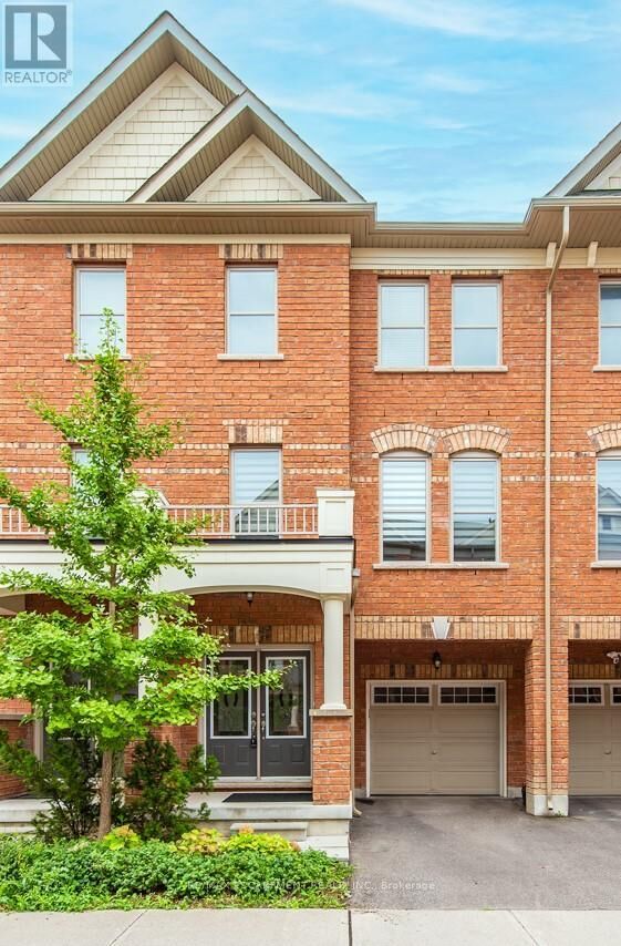 Property Photo:  64 City Park Circle  ON L4L 0H1 