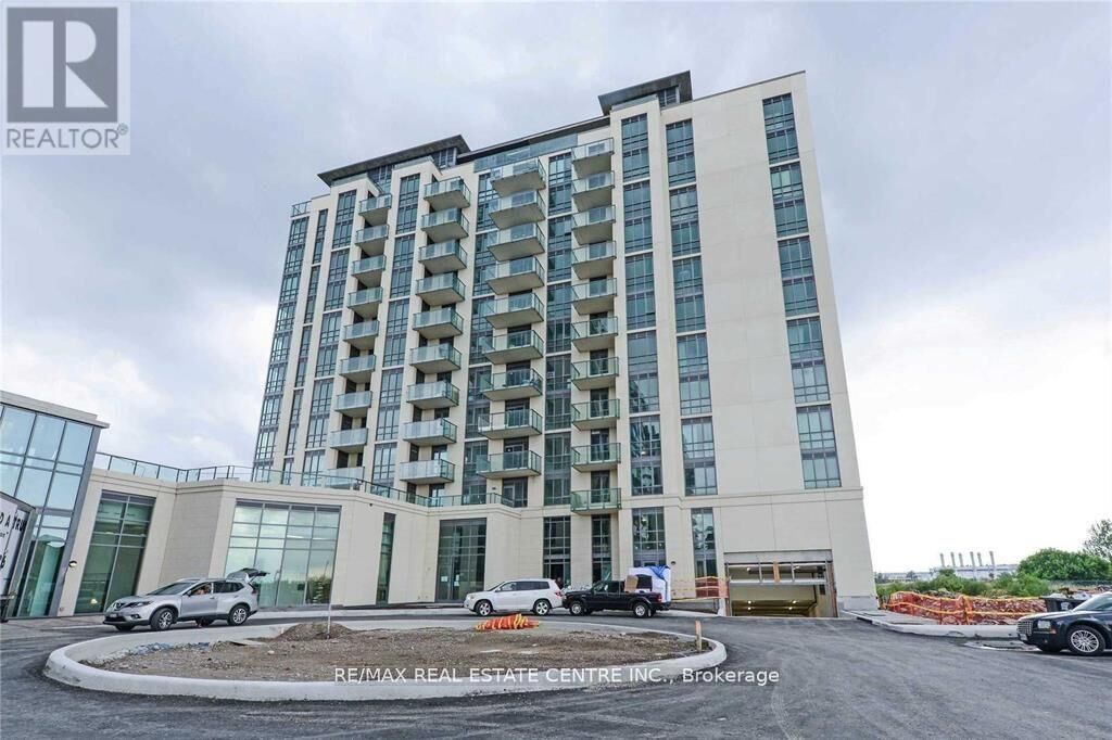 Property Photo: 65 Yorkland Boulevard 902 ON L6P 4M5