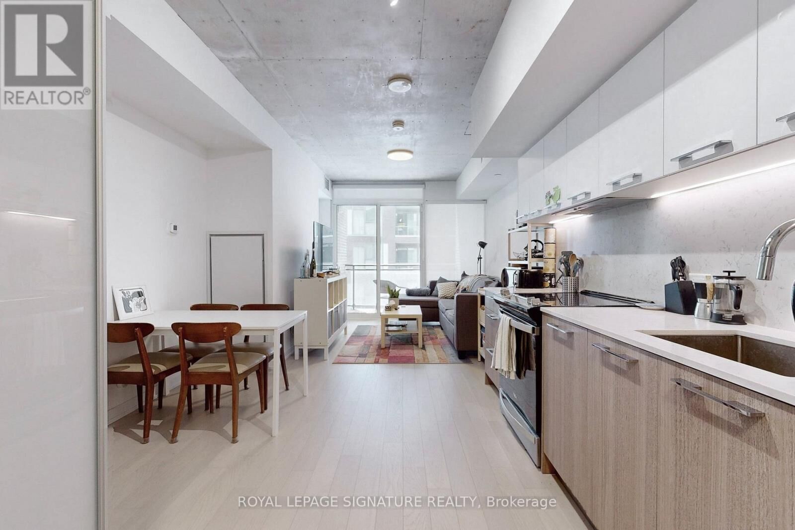 Property Photo:  45 Baseball Place 303  ON M4M 0H1 
