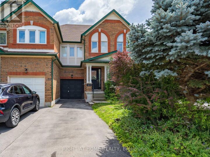 Property Photo: 3974 Discovery Court ON L5N 7H8