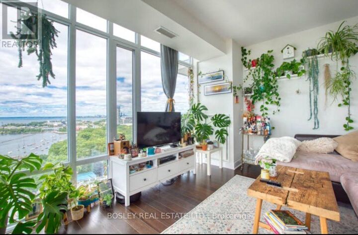 Property Photo: 90 Stadium Road 1903 ON M5V 3W5