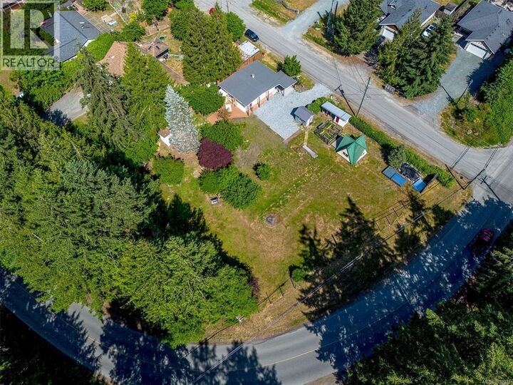 Property Photo: 1405 Fisher Road BC V8H 0H7