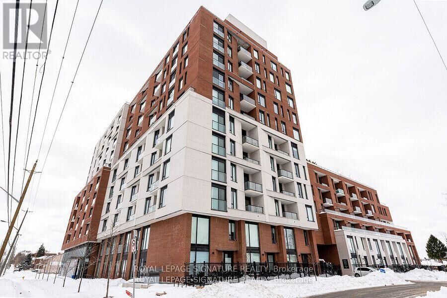 Property Photo: 3100 Keele Street 905 ON M3M 0E1