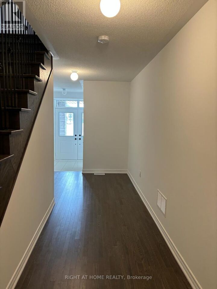 Property Photo: 504 Littlewood Lane ON L4H 5G2