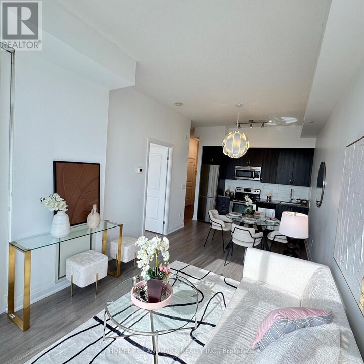 Photo de la propriété: 8763 Bayview Avenue 701 ON L4B 3V1