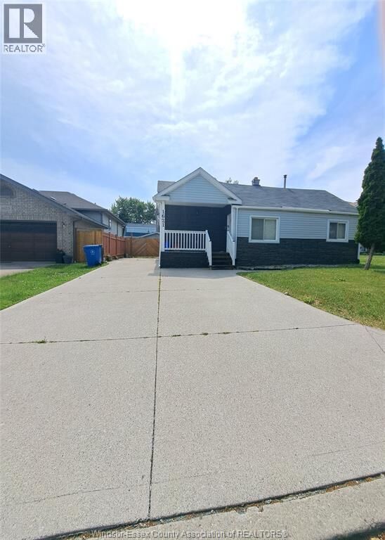 Property Photo: 1621 California Avenue ON N9B 3A4