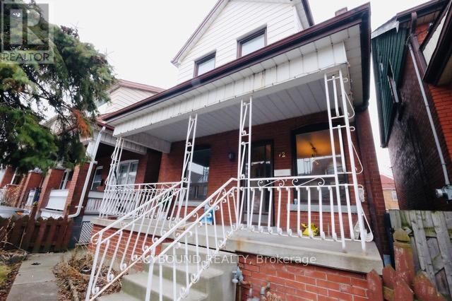 Property Photo:  72 Somerset Avenue Upper 3  ON L8L 2L7 